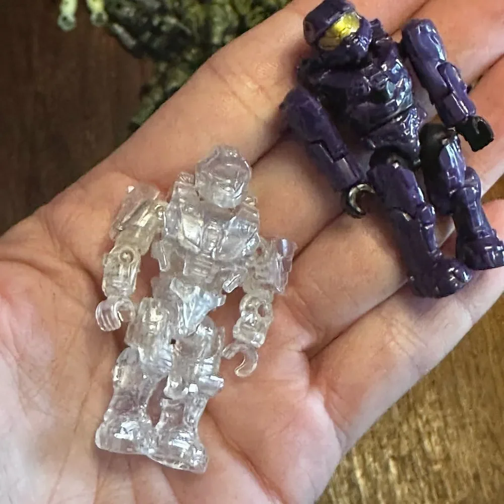 Lot of 10 Mega Bloks Halo mini-figures -RANDOM